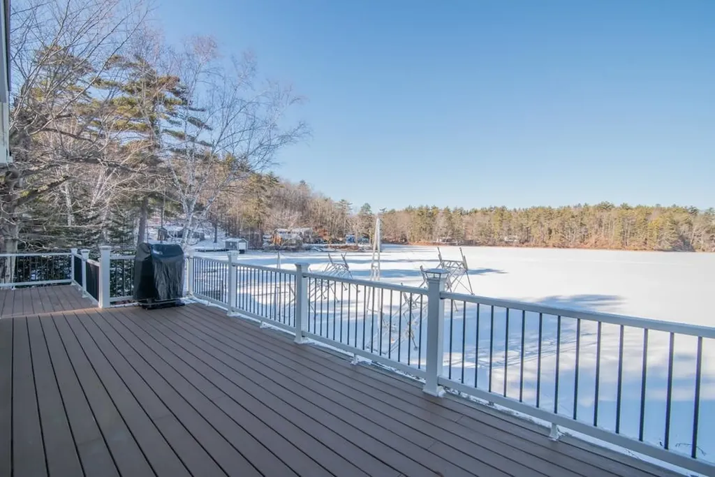 55 Weeks Drive Wakefield NH 03830