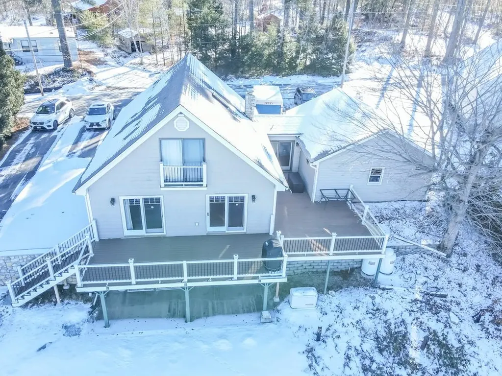 55 Weeks Drive Wakefield NH 03830