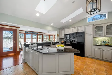 122 Pipers Point Lane Alton NH 03809