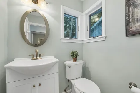 122 Pipers Point Lane Alton NH 03809