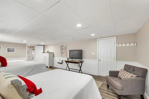 122 Pipers Point Lane Alton NH 03809