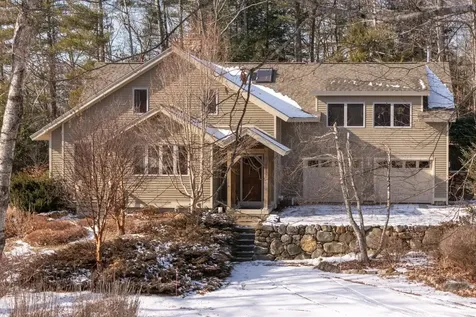 32 Mountain Road Deerfield NH 03037