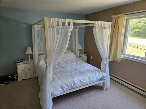 10 Madison Drive Woodstock NH 03262