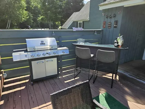 10 Madison Drive Woodstock NH 03262