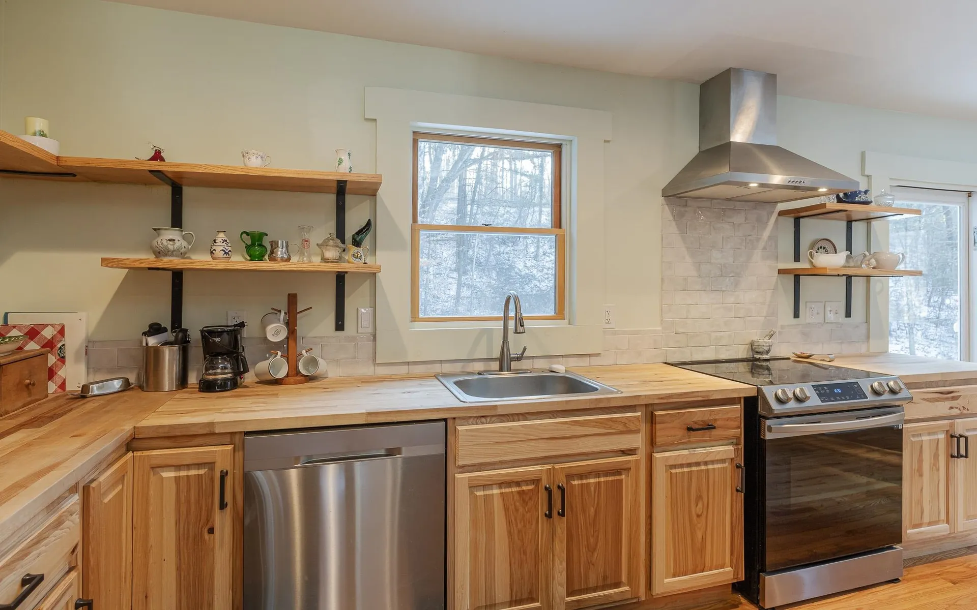 63 River Road Walpole NH 03608