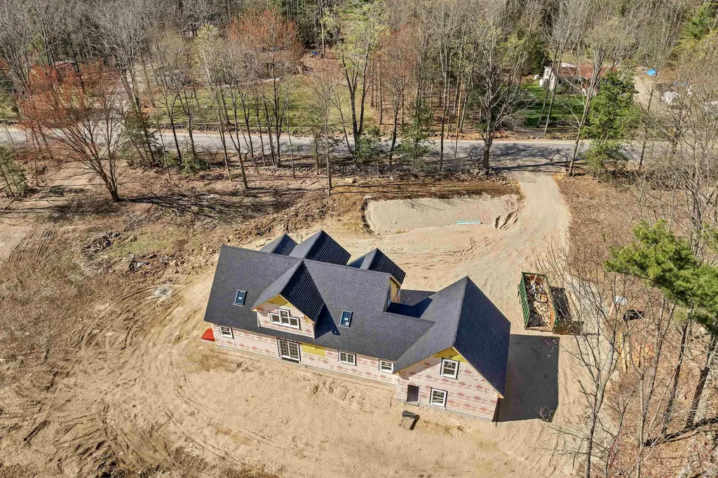 807 North Line Road Tuftonboro NH 03816