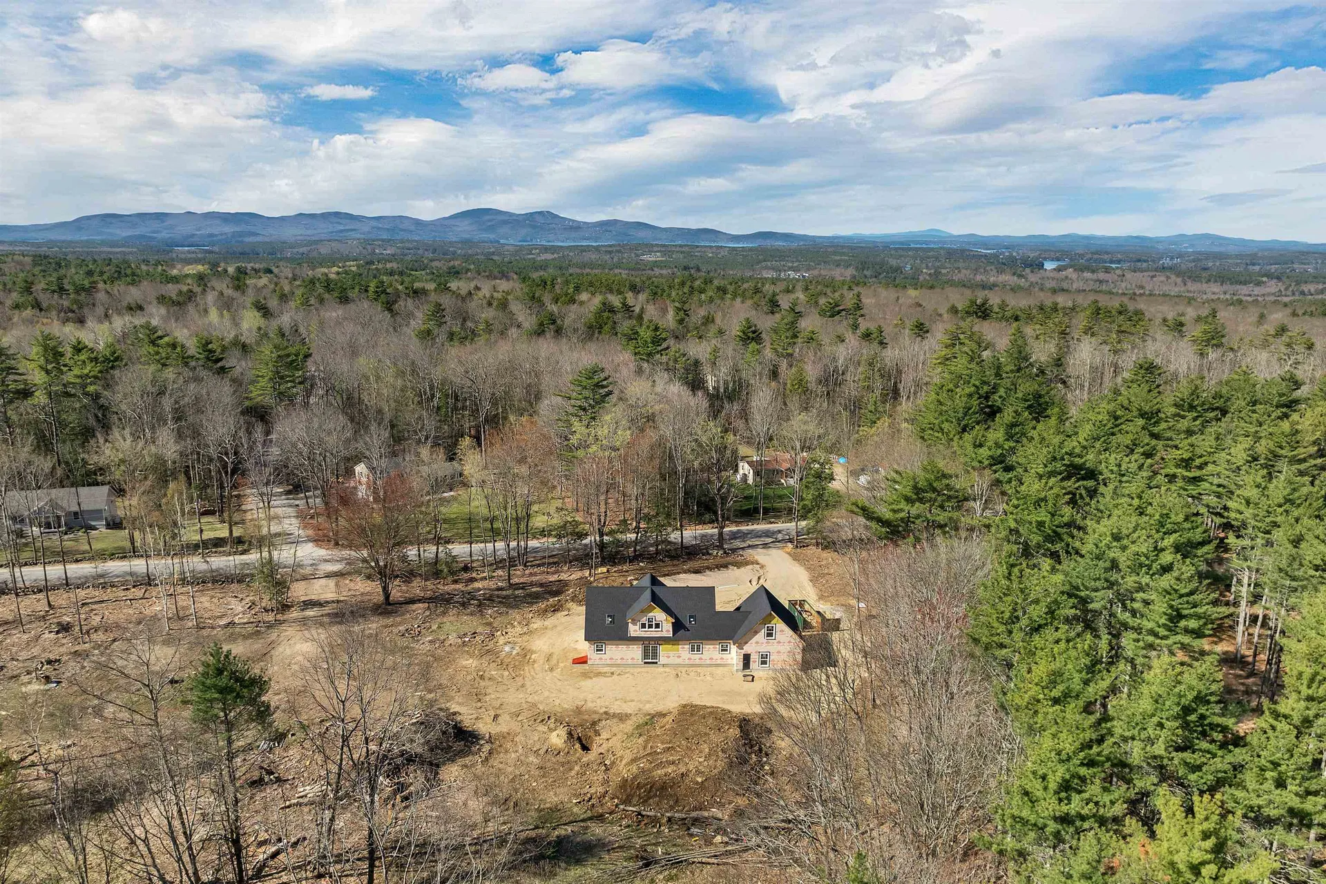 807 North Line Road Tuftonboro NH 03816