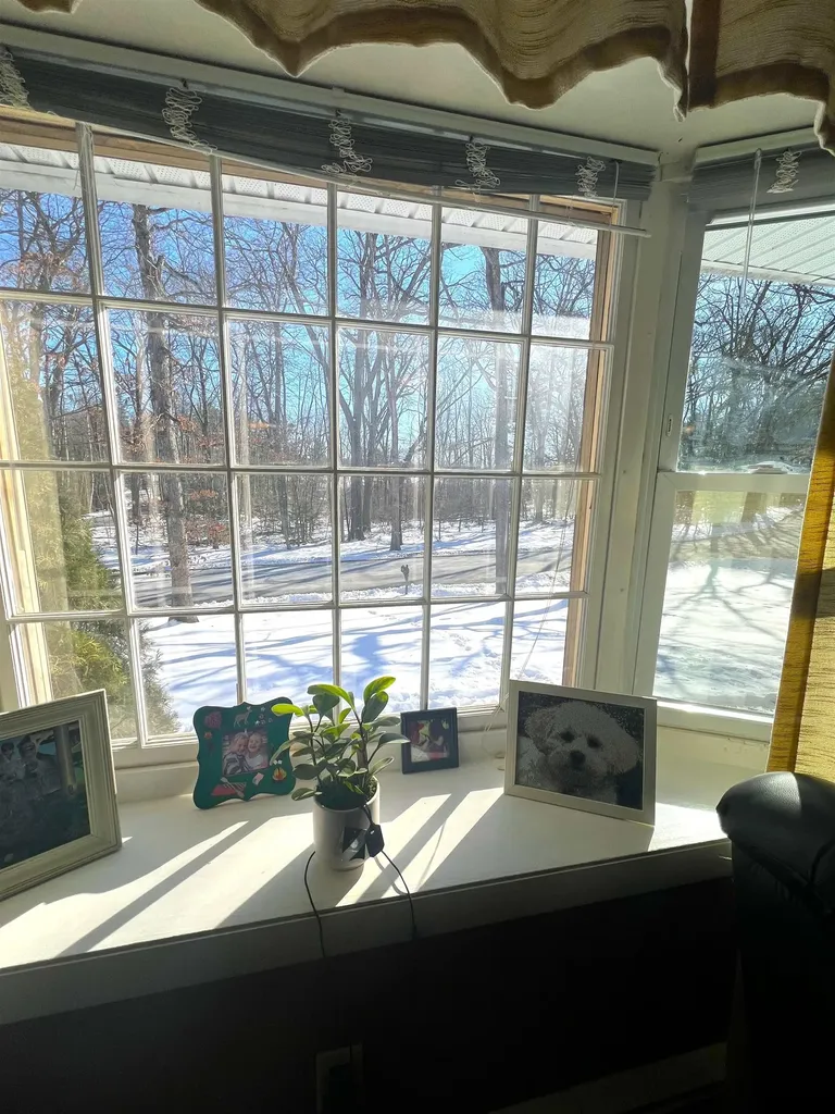 9 Beach Drive Kingston NH 03848