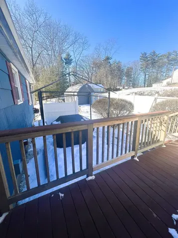 9 Beach Drive Kingston NH 03848