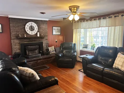 9 Beach Drive Kingston NH 03848