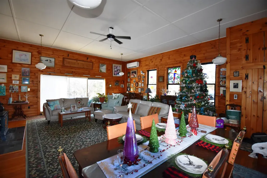 96 East Road Panton VT 05491