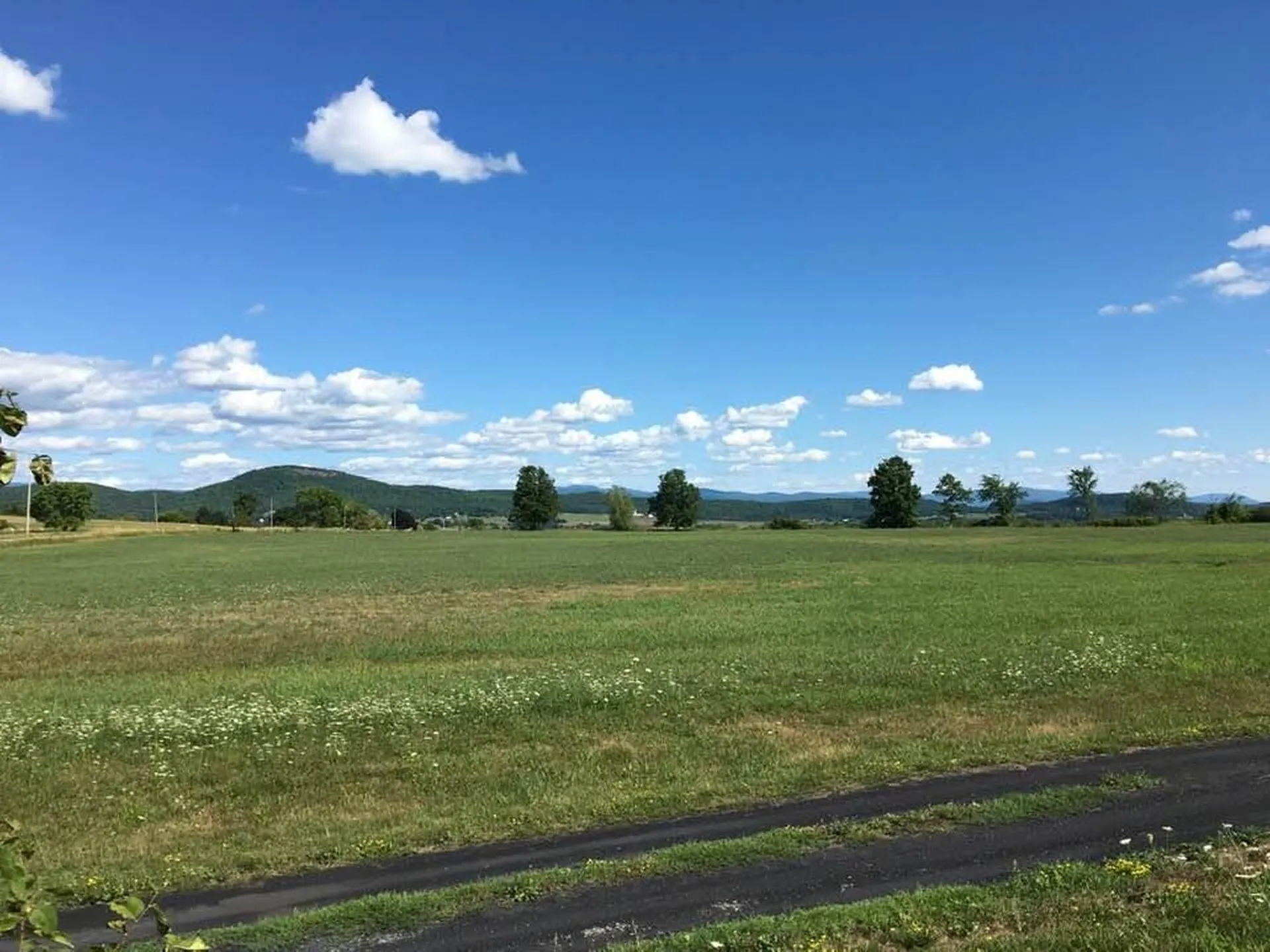 96 East Road Panton VT 05491