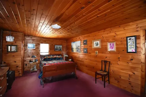 96 East Road Panton VT 05491