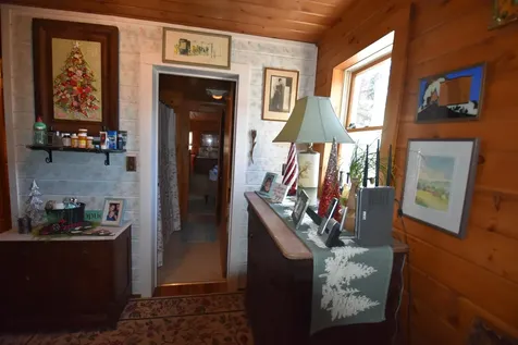 96 East Road Panton VT 05491