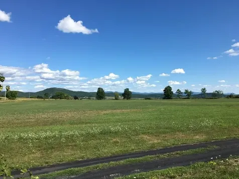 96 East Road Panton VT 05491