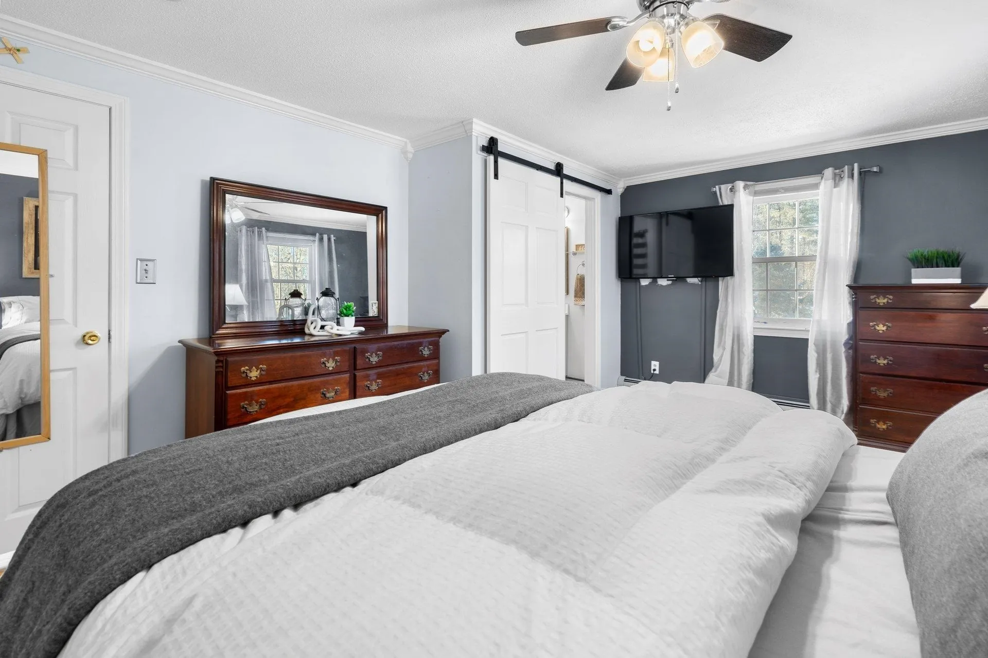 3 Hickory Drive Derry NH 03038