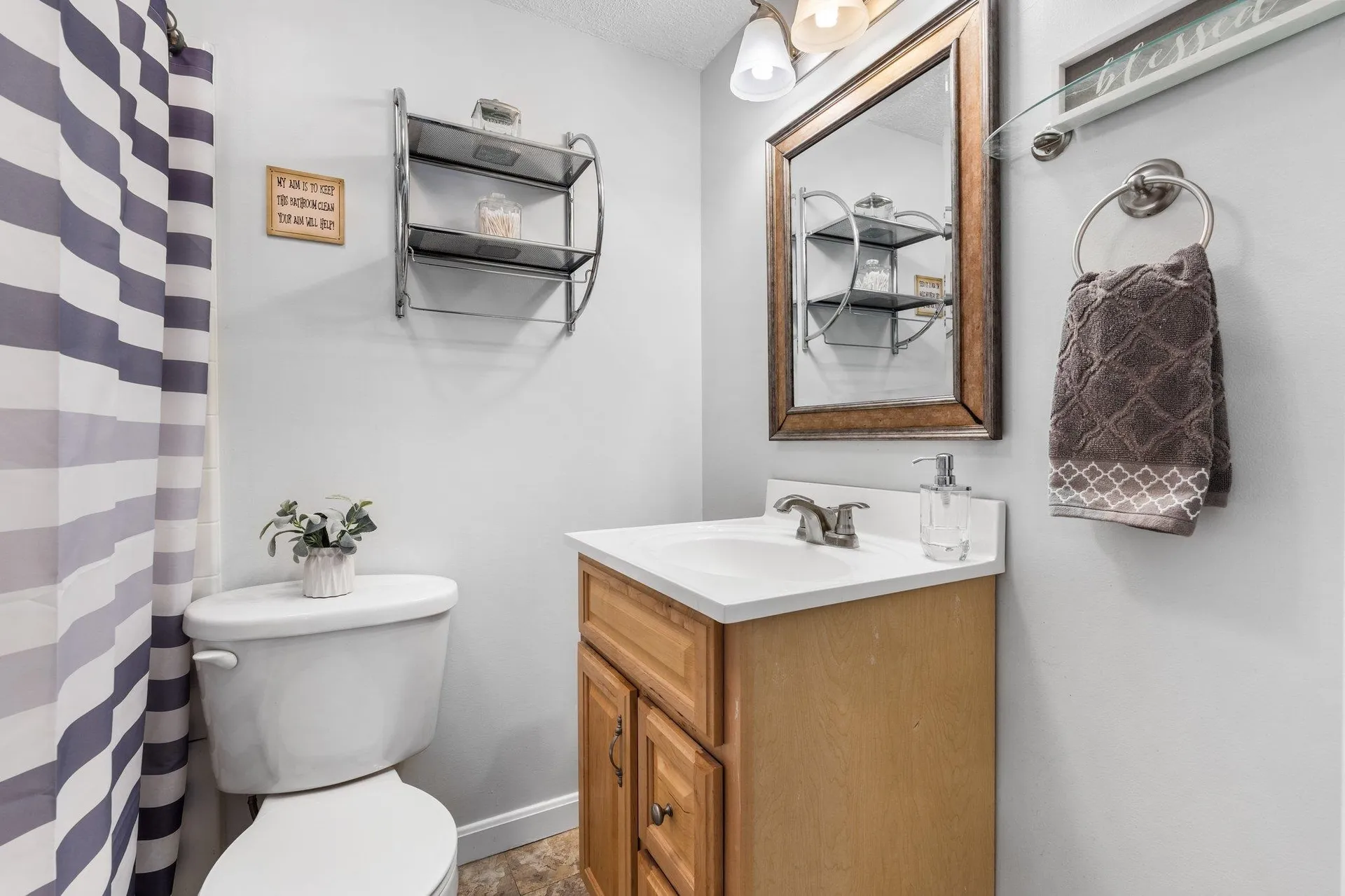 3 Hickory Drive Derry NH 03038