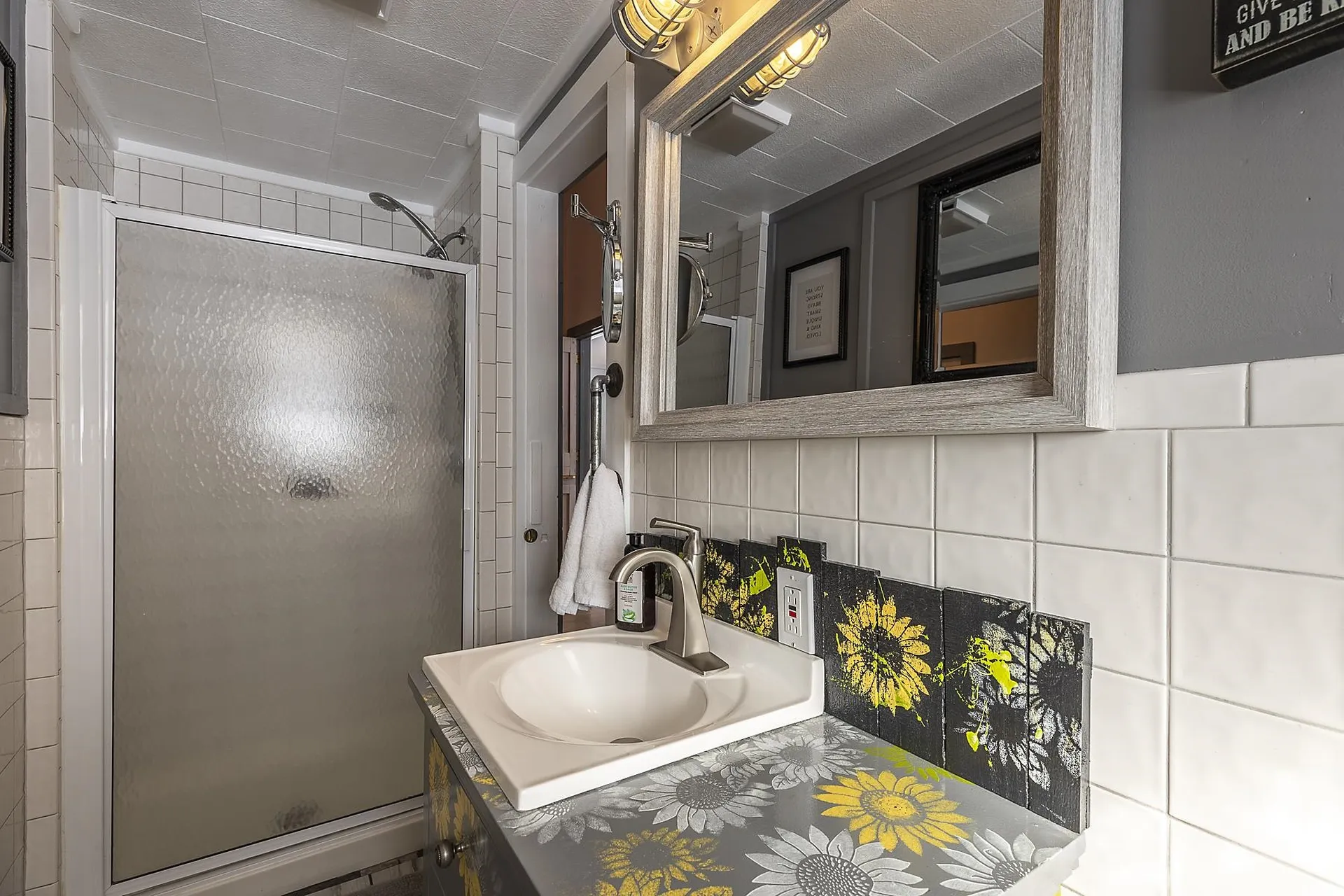 95 White Pines Road Reading VT 05153