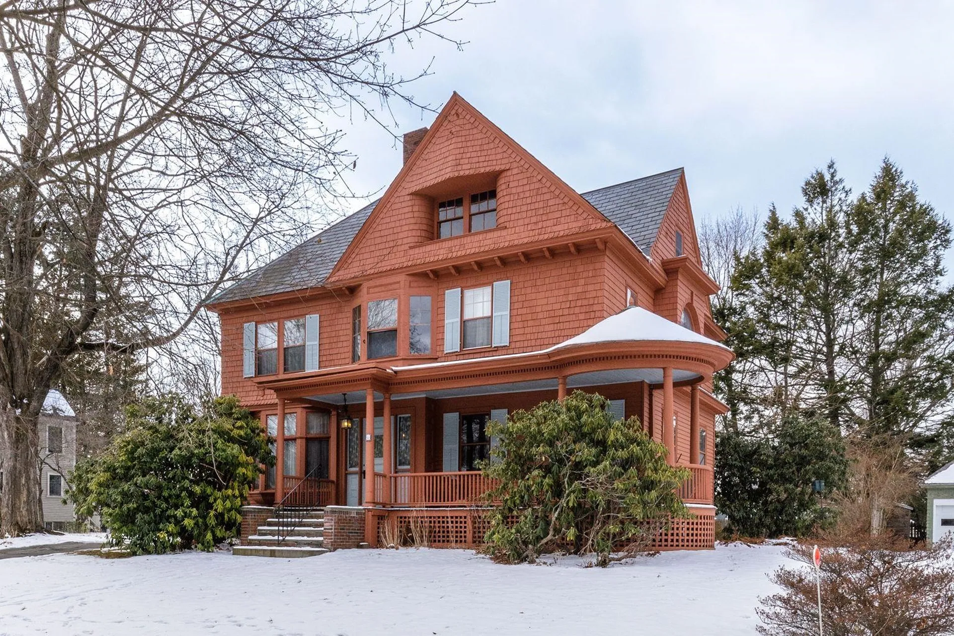 6 Berkeley Street Nashua NH 03064