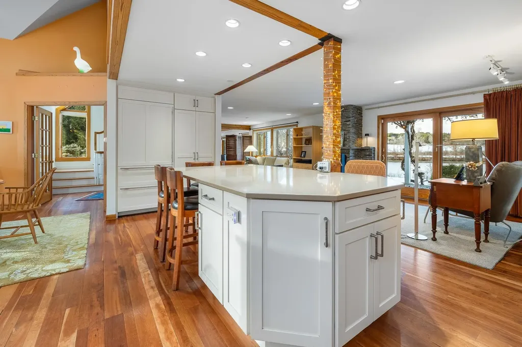 56 River Road Hanover NH 03755