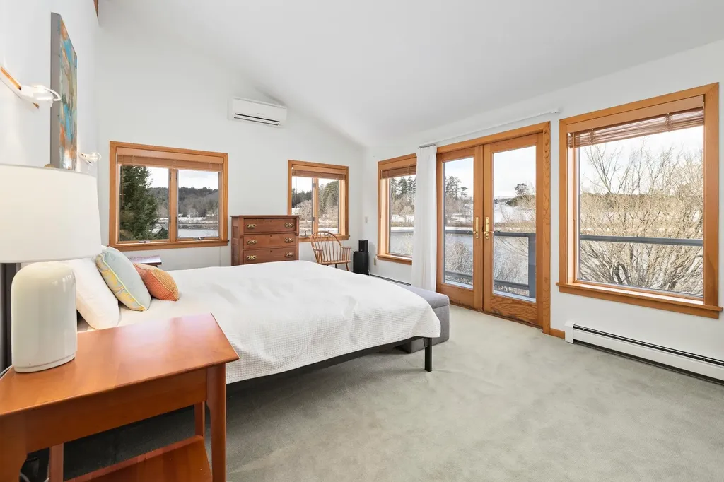 56 River Road Hanover NH 03755