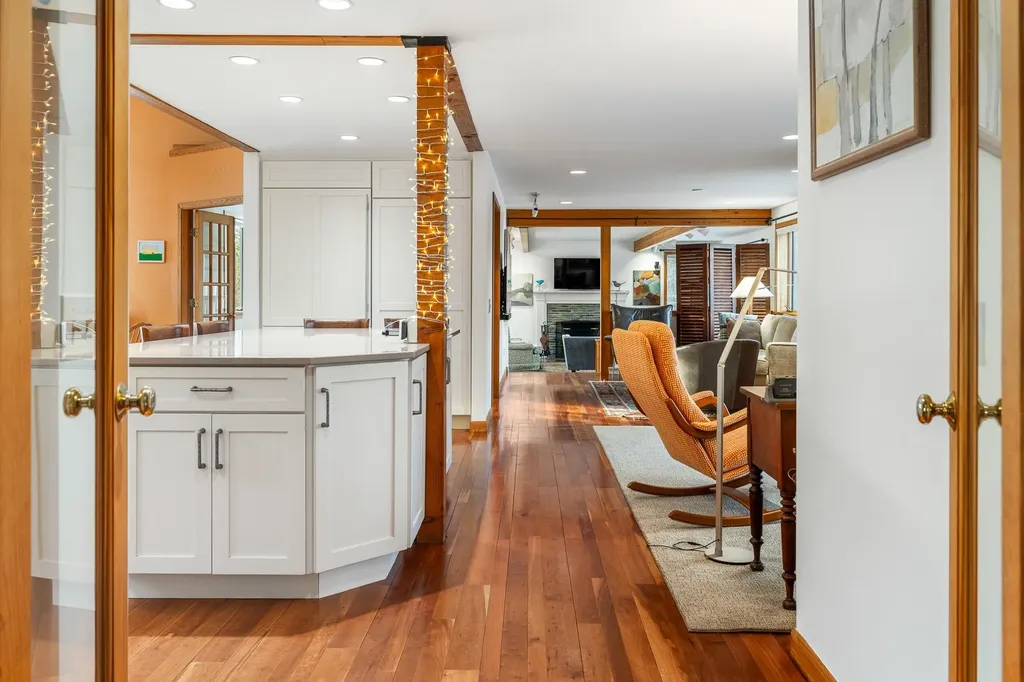 56 River Road Hanover NH 03755