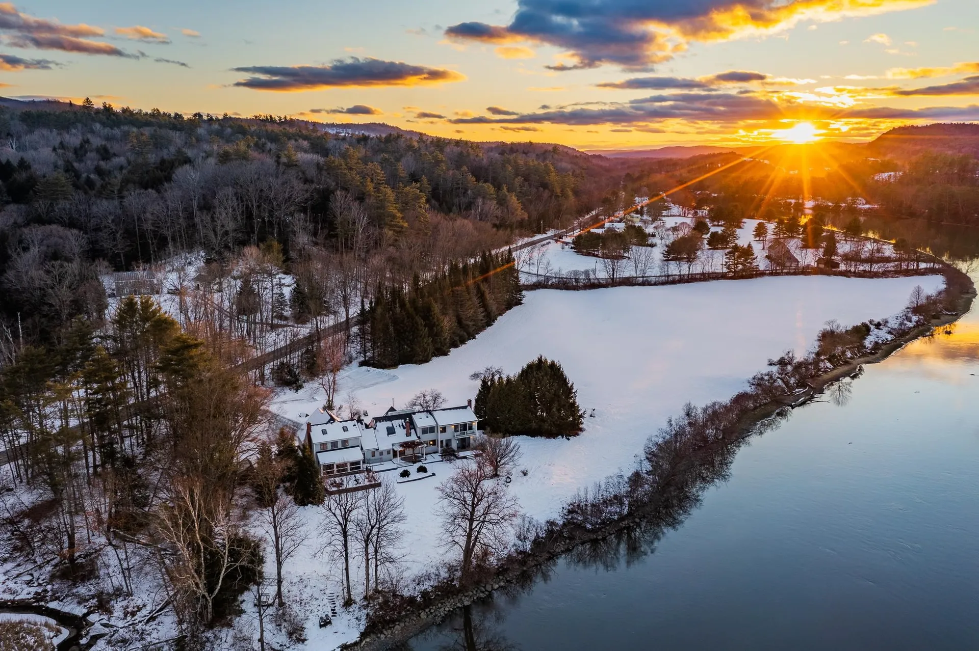 56 River Road Hanover NH 03755