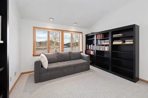 56 River Road Hanover NH 03755