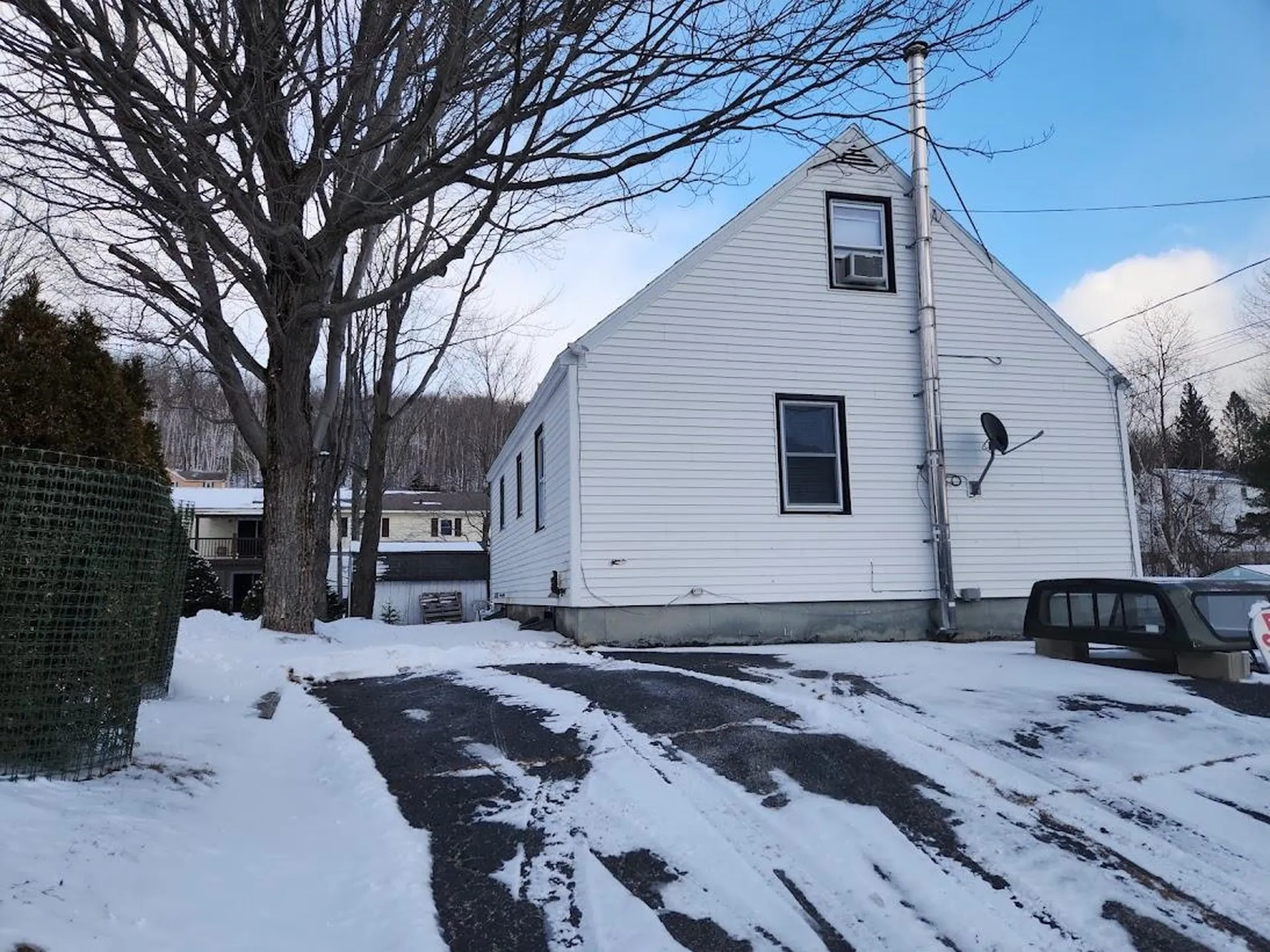7 Dewey Street Berlin NH 03570