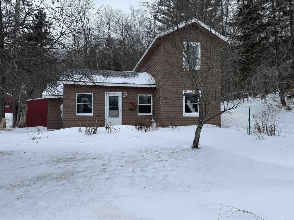 700 Beach Road Elmore VT 05661-2010