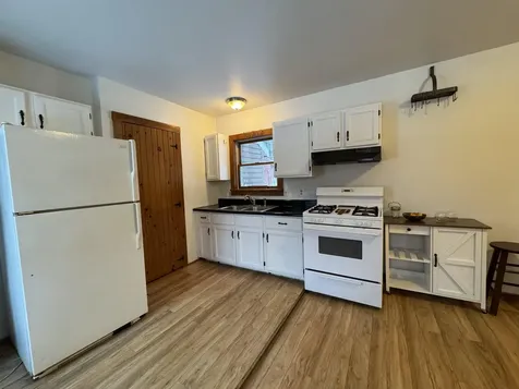 700 Beach Road Elmore VT 05661-2010