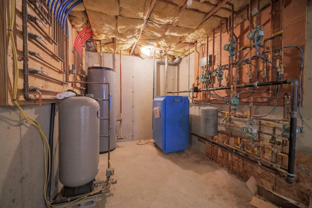 23 Joans Ridge Dover VT 05356