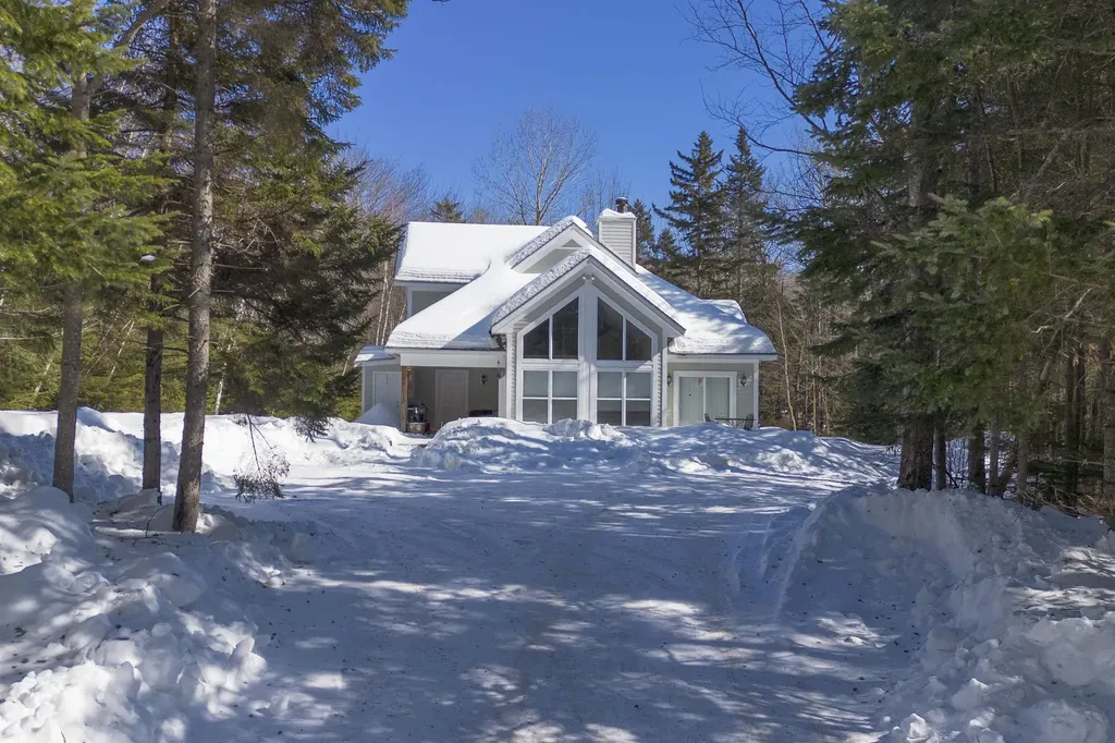 23 Joans Ridge Dover VT 05356