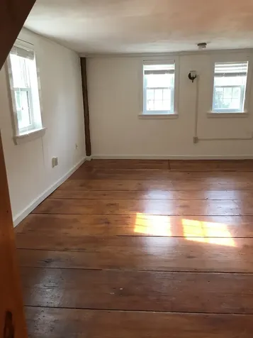 8 Hanson Street Dover NH 03820
