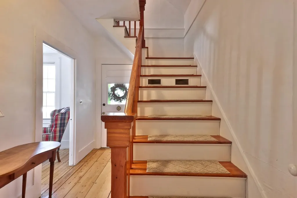 489 Main Street Chester VT 05143