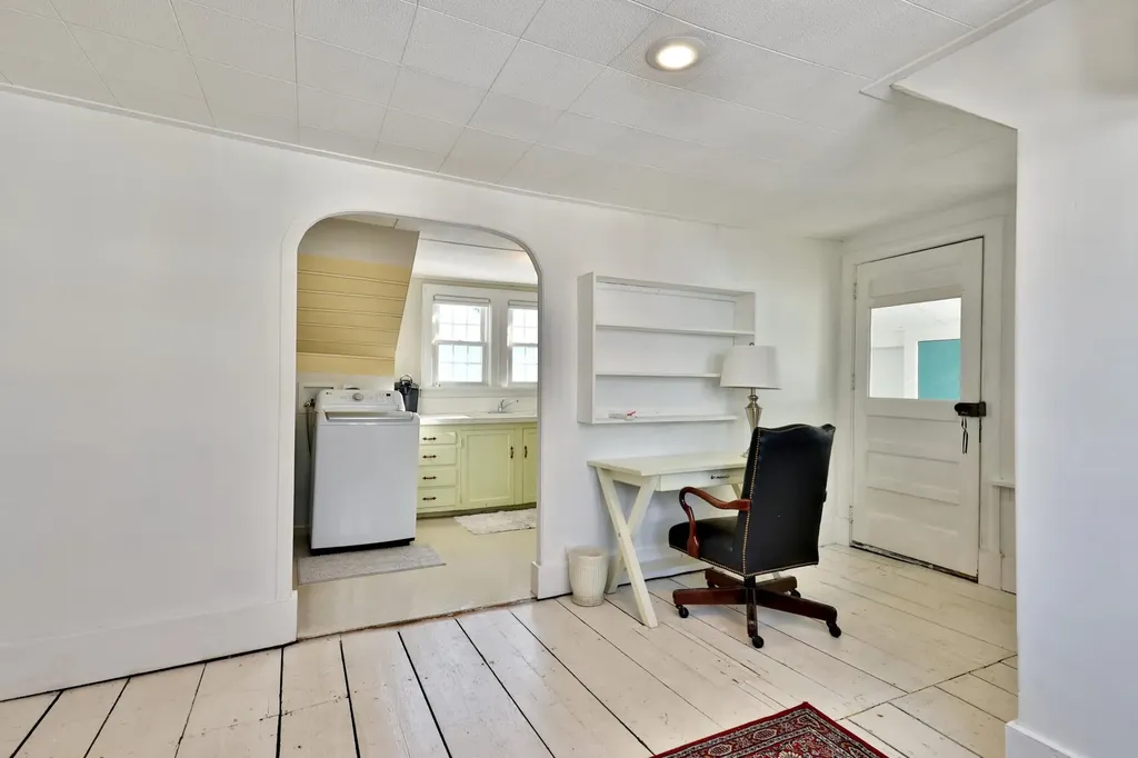 489 Main Street Chester VT 05143