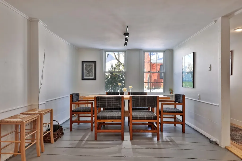 489 Main Street Chester VT 05143