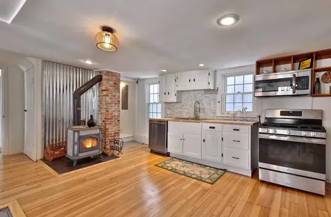 489 Main Street Chester VT 05143