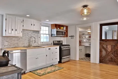 489 Main Street Chester VT 05143