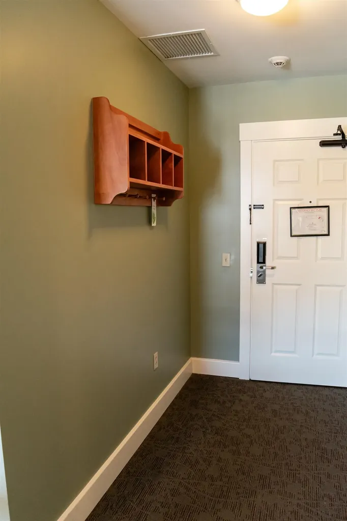 325/327 Qiv Jackson Gore Inn Ludlow VT 05149