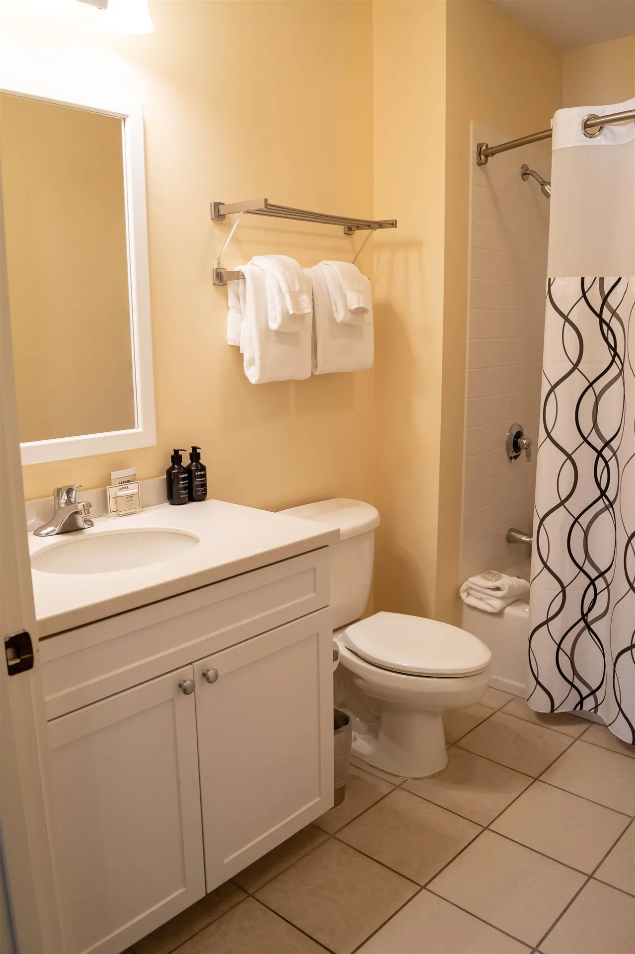 325/327 Qiv Jackson Gore Inn Ludlow VT 05149