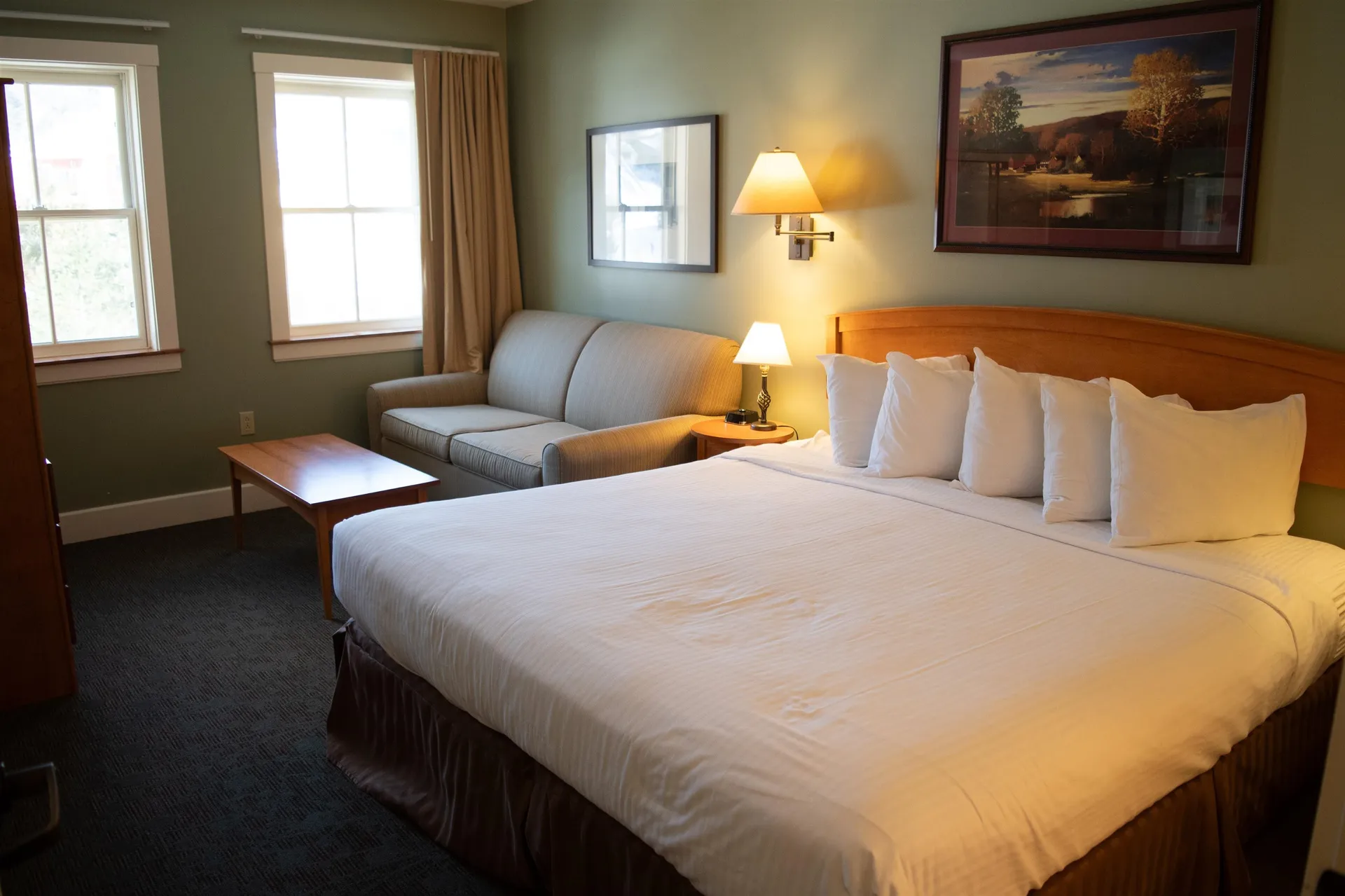 325/327 Qiv Jackson Gore Inn Ludlow VT 05149
