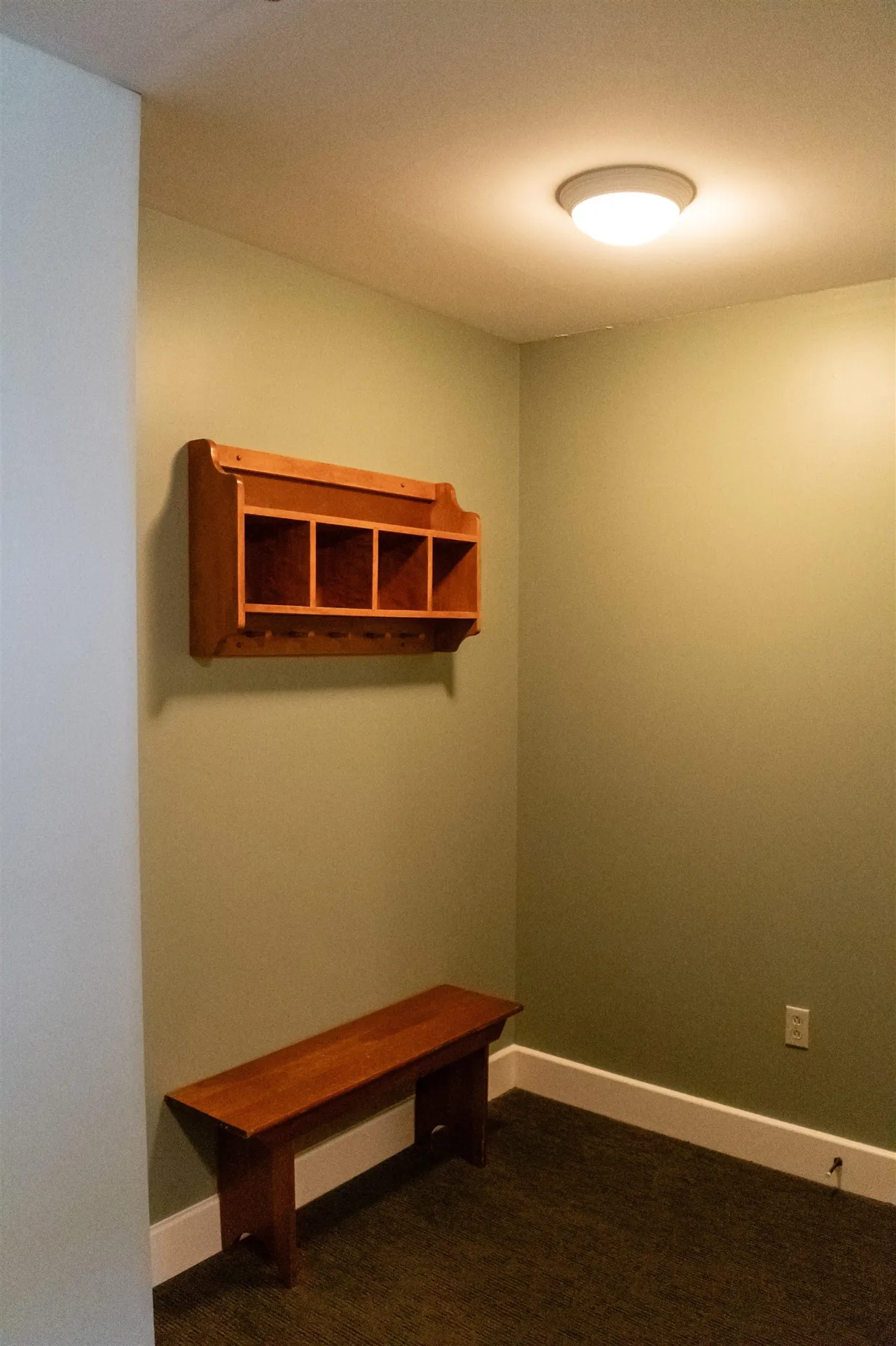 325/327 Qiv Jackson Gore Inn Ludlow VT 05149