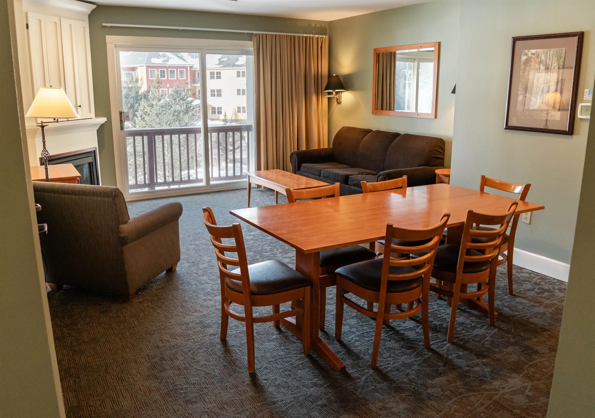 325/327 Qiv Jackson Gore Inn Ludlow VT 05149