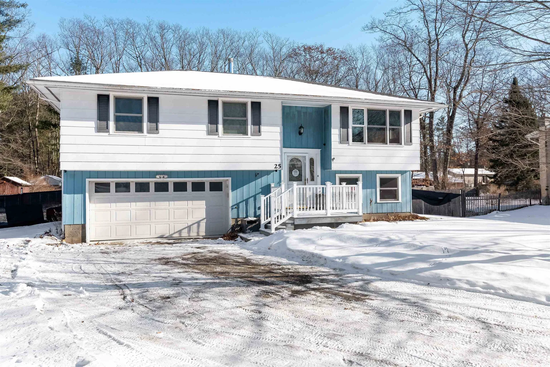 25 Margaret Street Essex VT 05452