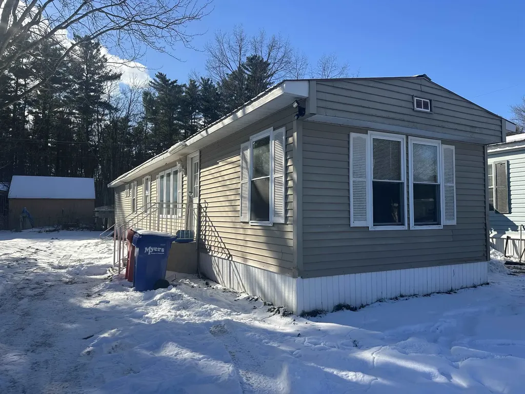 28 Owen Court Milton VT 05468
