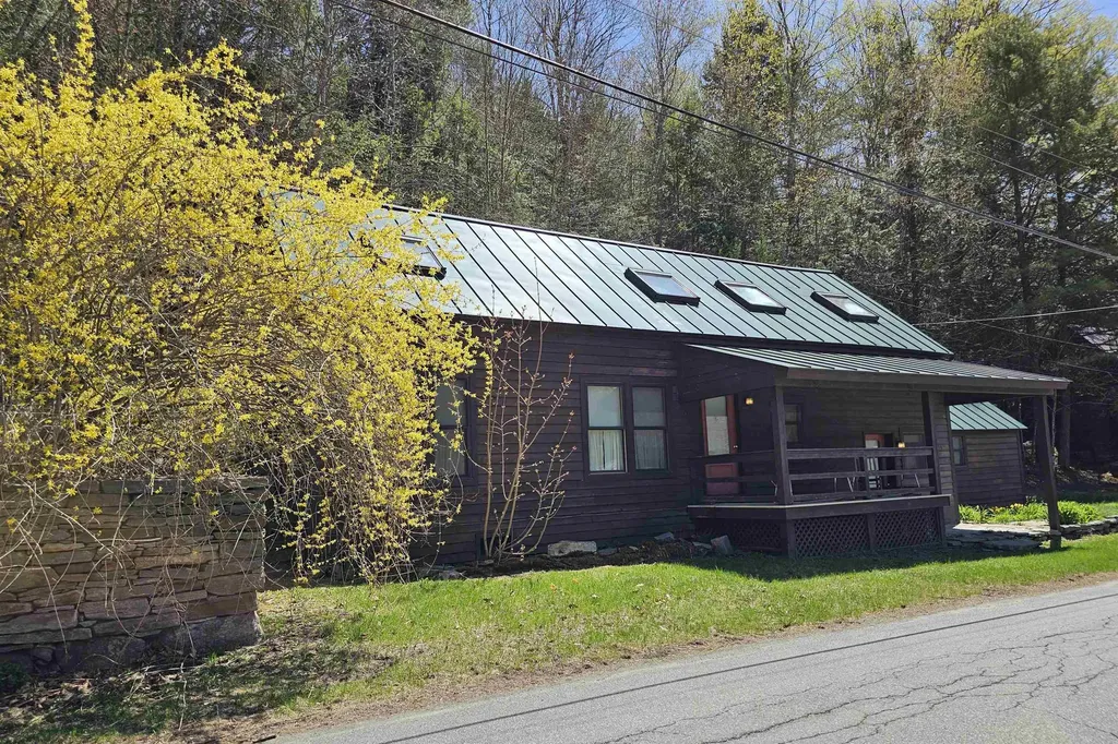 2479 & 2489 Route 121 East Grafton VT 05146