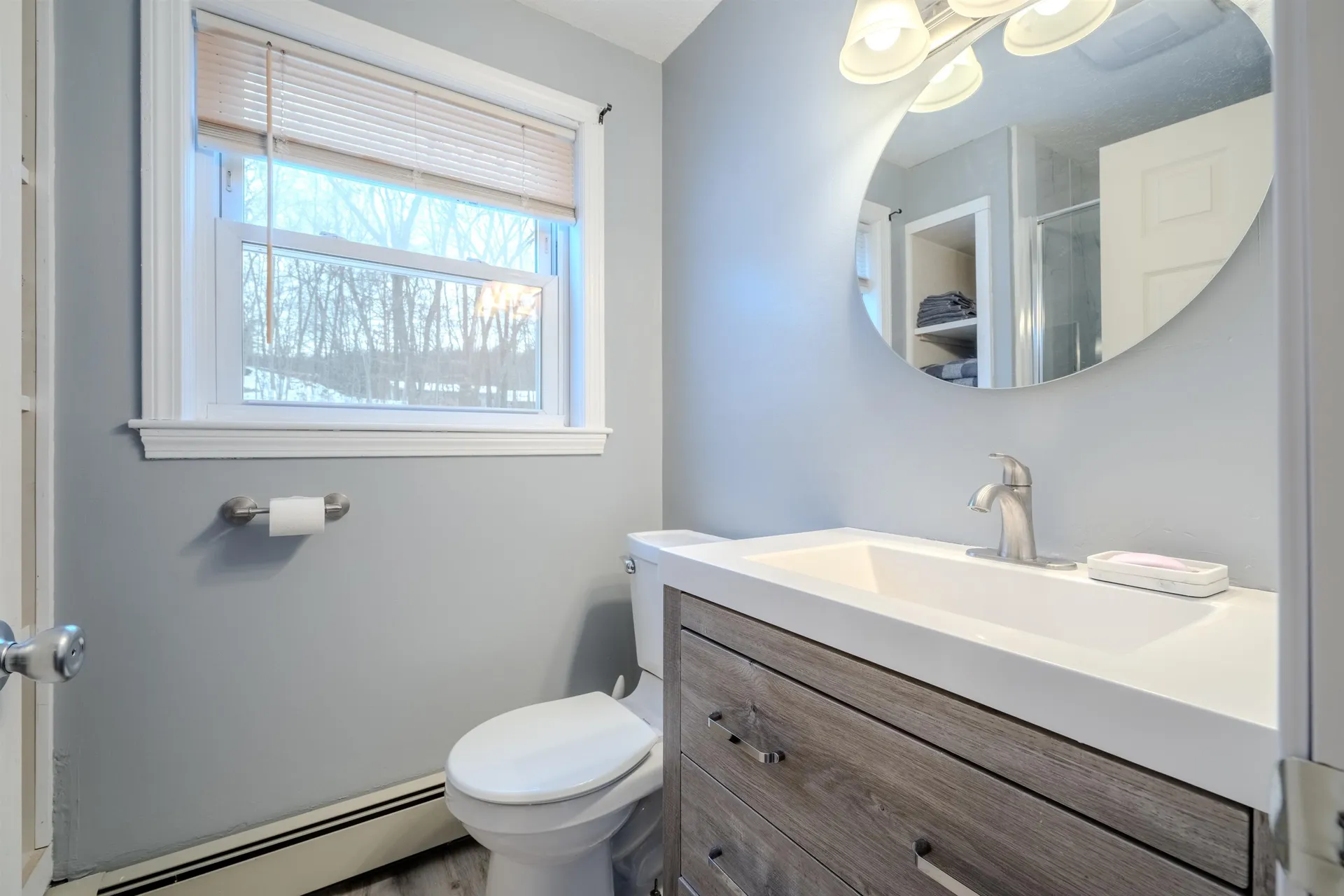 12 Joanne Drive Hooksett NH 03106