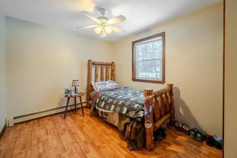 12 Joanne Drive Hooksett NH 03106