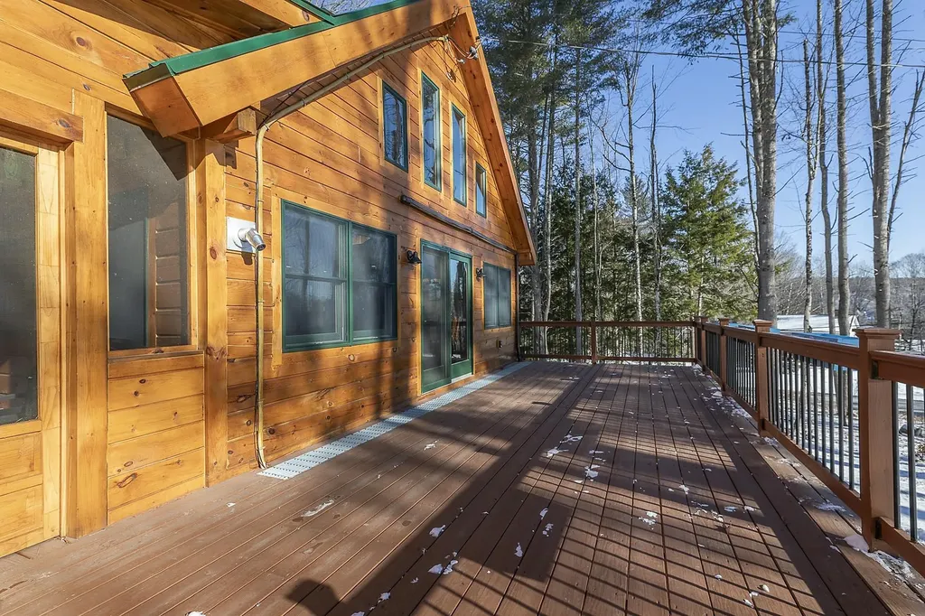 531 Quechee Road Hartland VT 05048